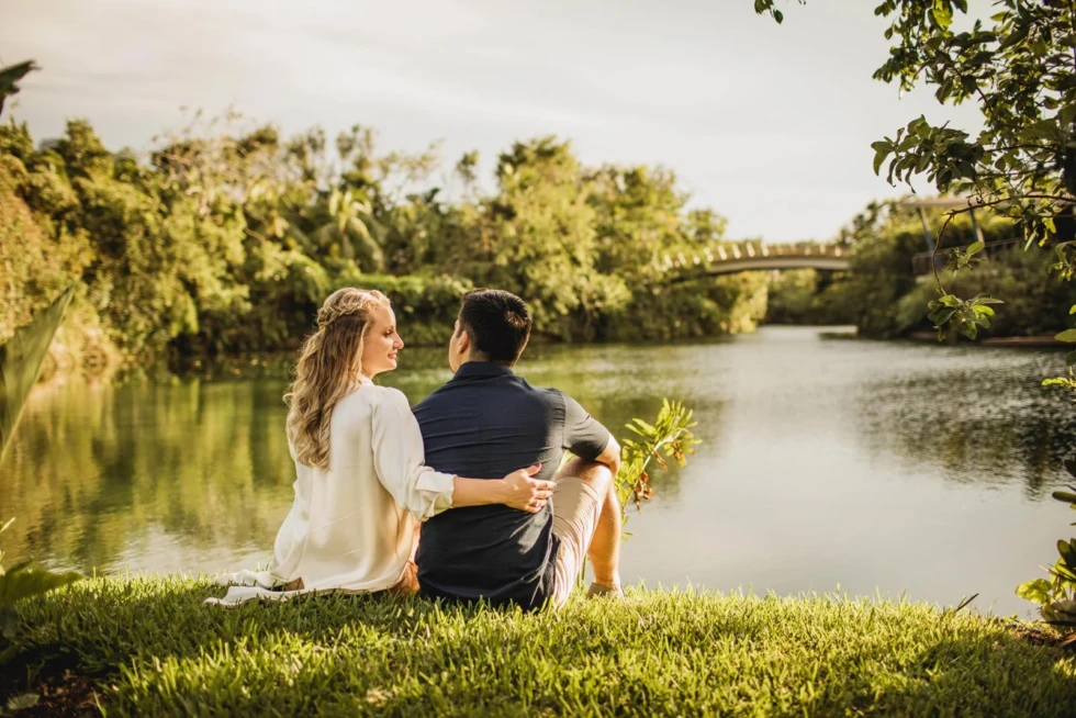 Engagement Shoot: Getting to Know Zihuatanejo