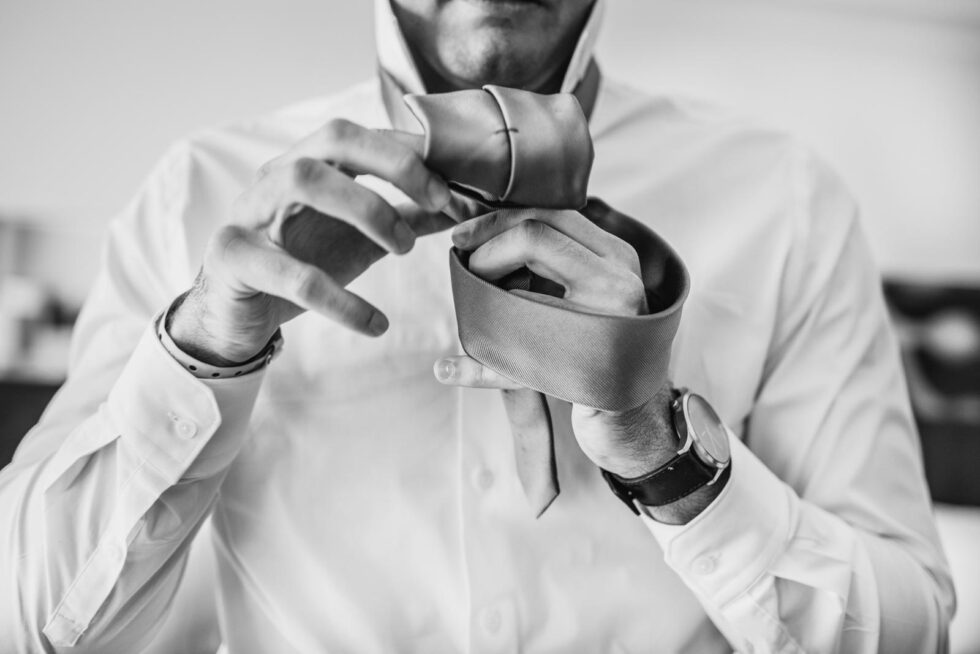 Groom’s Accessories That Pop in Zihuatanejo Pictures