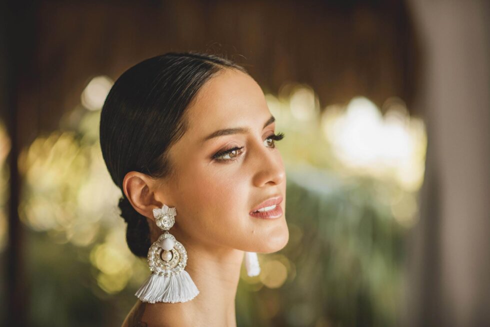 Overcoming Shyness: Relaxed Zihuatanejo Bride Posing Tips